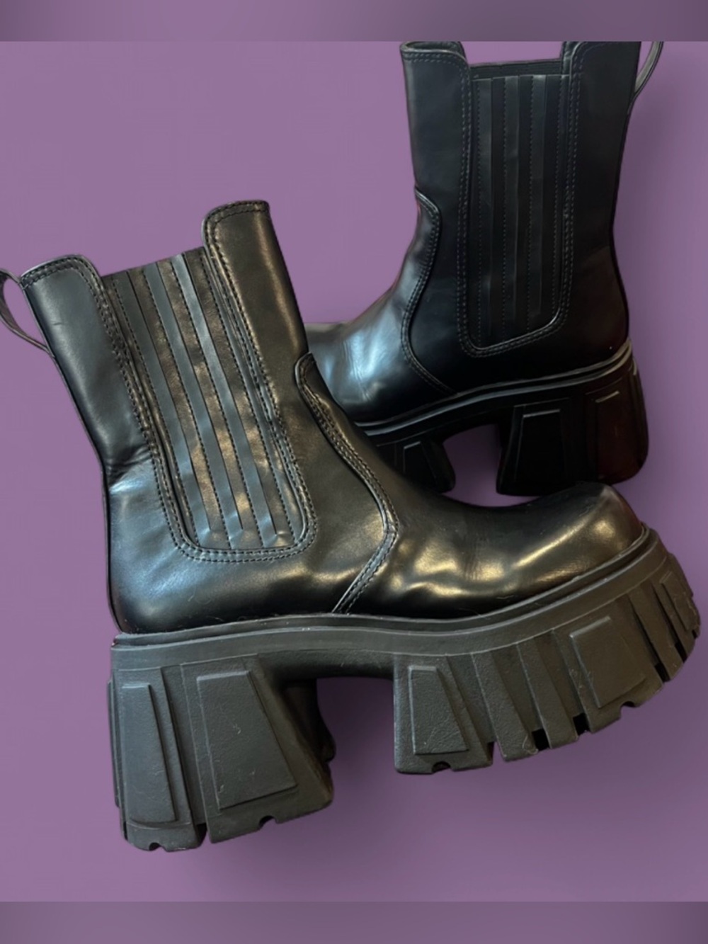 Current Mood x Dolls Kill- REBEL CORE CHELSEA ANKLE BOOTS - BLACK